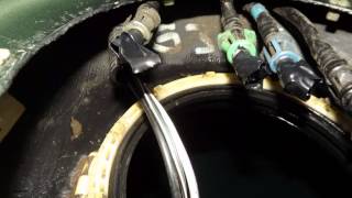 Land Rover Discovery 2 fuel pump and fuel filter change [upl. by Saitam]