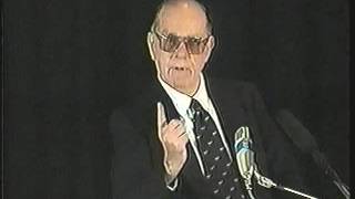 Lyndon LaRouche Addresses the Europeans 1999 [upl. by Teplica]