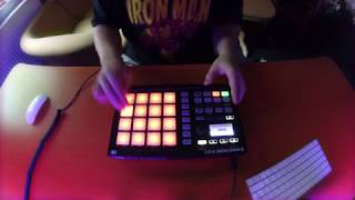 Beat making with MASCHINE Mikro MK2 vol 2 [upl. by Heim]