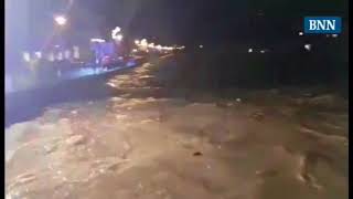 Hochwasser in Gernsbach  Blick von der Stadtbrücke am 412018 [upl. by Nirag]