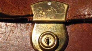 Picking An Old Suitcase Lock TUTORIAL [upl. by Dustie]