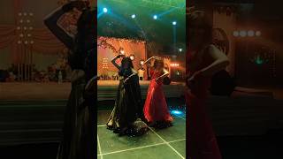 Nachde Ne Saree Sangeet Performance  Twinmenot Choreography  sisters Dance  wedding Choreography [upl. by Eiramanin]