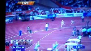 India winning Gold Medal in Commonwealth Games Delhi 2010  4 x 400m relay FINAL [upl. by Arrais349]