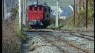 Manoeuvre locomotive Sécheron T9 du Chemin de Fer de la Mure [upl. by Sierra]