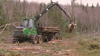 La semaine verte  Automatisation de la machinerie forestière [upl. by Buford736]