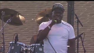 Barrington Levy  Black Roses Live at California Roots 2016 [upl. by Lokcin]