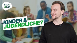 Erzieher Beruf Ausbildung amp Gehalt 👨‍👩‍👧‍👦  Berufe2Go [upl. by Duntson]