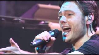 Tiziano Ferro Sere Nere LiveRoma LegendaBR [upl. by Jannery]