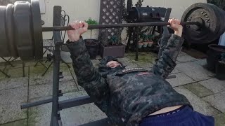 Unracking 100KG 18 second hold [upl. by Enylecoj355]