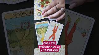 COSA STA PREPARANDO LA VITA PER VOI🥰tarot love viral viralvideo [upl. by Dnaltiak]