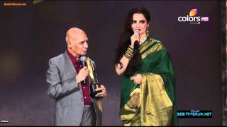 Diva Rekha Rekha in Mirchi Music Awards [upl. by Iccir656]