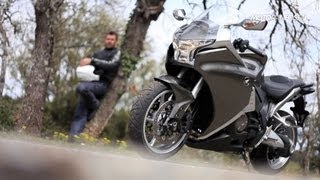 Essai Honda VFR 1200 DCT [upl. by Fonsie]