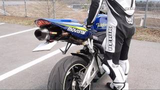 HONDA CBR600RR 2006 AKRAPOVIC exhaust sound [upl. by Tori]