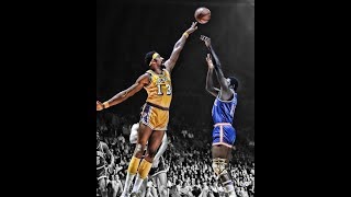 Wilt Chamberlain vs Willis Reed Duel 1973 Finals [upl. by Oralla]