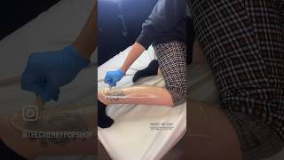 How to wax the back of your legs waxing legwax soloesthetician huntingtonbeach waxingtips [upl. by Shaikh]