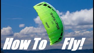 How To Fly a Stunt Kite  Prism Synapse  Snapshot  Parafoil [upl. by Katy]