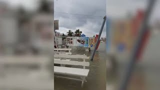 Maltempo in EmiliaRomagna la spiaggia di Rimini sottacqua [upl. by Leuneb43]