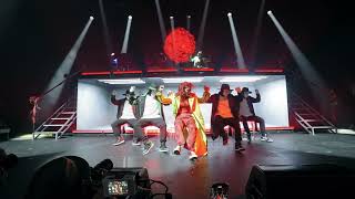 TEYANA TAYLOR x JABBAWOCKEEZ perform BARE WIT ME Live in LOS ANGELES [upl. by Amando]