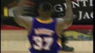 Artest Ariza each hit late threes against former teams [upl. by Orelee]