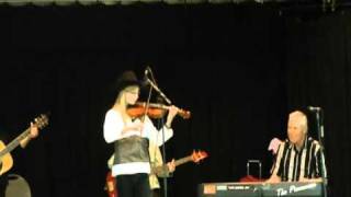 Ramblers Hornpipe played by Susanna Heystek at the 2011 Spruceview Fiddle Jamboree [upl. by Snowman]