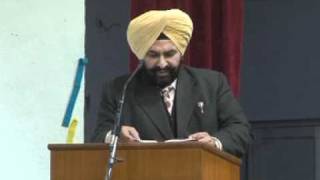 PUNJABI POET  PROF GURBHAJAN GILL RECITING A POEM IN PUNJABI KAVI DARBAR AT D A V COLLEGE ABOHAR punjabi bhawanpunjabi poetry [upl. by Aivil]