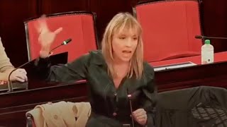 SILVIA SARDONE “ANCORA UNA VOLTA LA SINISTRA CONTRO CHI LAVORA STRISCE BLU RADDOPPIATE A MILANO” [upl. by Airpac]