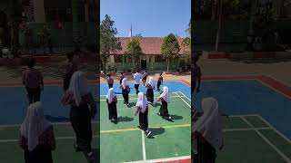 Senam Kopasus Kaka Main Salah SDN 1 Temboro [upl. by Amarette]