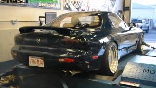 Mazda RX7 FD Shooting flames [upl. by Wilmott157]