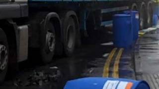 Barrels fall off lorry at Aberdeen roundabout [upl. by Siuol822]