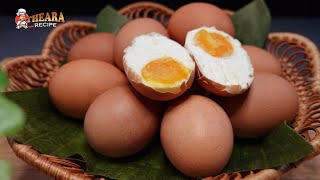 Homemade salted eggs recipe  ពងមាន់ប្រៃ [upl. by Mulry]