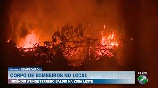 Incêndio atinge terreno baldio na avenida Kennedy [upl. by Kress472]