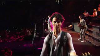 Goodnight amp Goodbye LIVE with Lyrics  Jonas Brothers 3D Concert [upl. by Solnit]