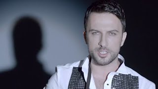 TARKAN feat OZAN ÇOLAKOĞLU  Aşk Gitti Bizden Official Video  Lyrics [upl. by Chandra]