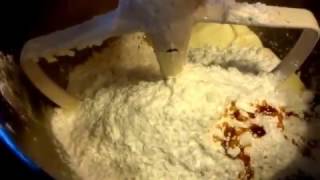 How to make Cream Cheese Icing using Kitchen Aid Mixer [upl. by Areval]