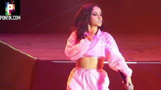 Sin Pijama  Becky G Concierto en Vivo [upl. by Evets]