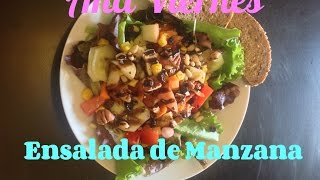 Ensalada de Manzana y nueces  Receta saludable Fácil y Rápida [upl. by Aranaj]