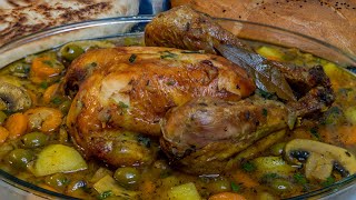 POULET AUX OLIVES Recette Maghrébine  Tajine Zitoune [upl. by Ddahc]