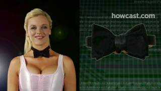 How to Tie a Bow Tie with Playboy [upl. by Yi]