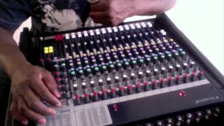 SOUNDCRAFT FX16II HOW TO APPLY EFFECTS [upl. by Furtek]