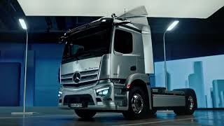 eActros 300400  MercedesBenz Trucks [upl. by Laekcim]