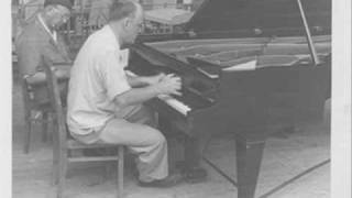 Sviatoslav Richter plays Shostakovich Prelude amp Fugue in F minor [upl. by Lust]