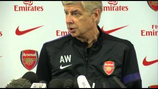 Arsene Wenger reaction to Van Persie move to Man Utd [upl. by Hube]