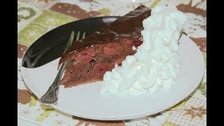 Schwarzwälder Kirschkuchen mit Kirschwasser Schritt für Schritt mit Rezept [upl. by Nylyaj]