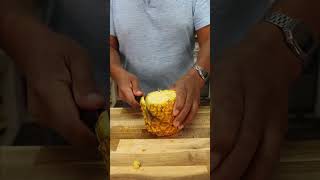 Partiendo una Deliciosa Piña 😋🍍 ▶ Cómo partir una 🍍 Piña ✅ [upl. by Anaihs]