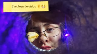 ASMR roleplay LIMPIEZA DE OIDOS  ASMR CASERO [upl. by Eanod]