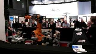 Kuka Bauroboter Roboter Maurerroboter Klinkerroboter Messe Bouwbeurs Utrecht Niederlande [upl. by Ainoz]