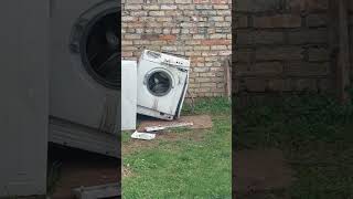 Leic Midea Washing machine total destruction [upl. by Elga819]