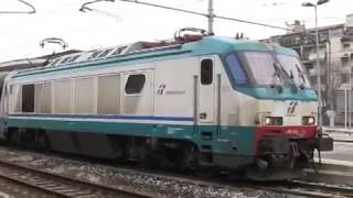 Euronight 221 quotStendhalquot Paris  Venezia hauled by FS E402A at Padova Centrale [upl. by Hartmunn611]