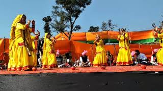 Jhamakda Famous Kangra folk Dance [upl. by Safoelc248]