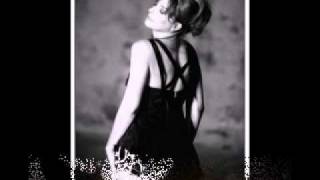 Mylene Farmer  Que Mon Coeur Lache [upl. by Seuguh]